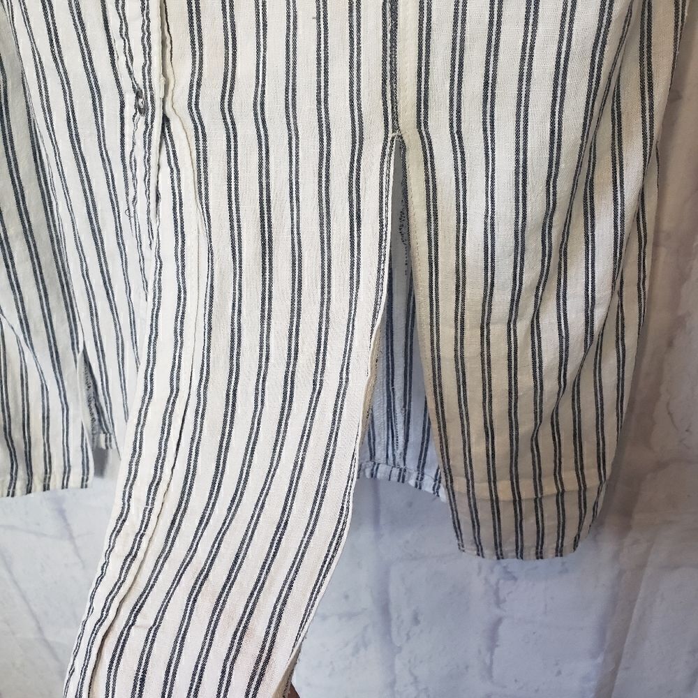 BDG Linen-Blend Strapless Striped Button Front Midi Dress - Picture 4 of 12